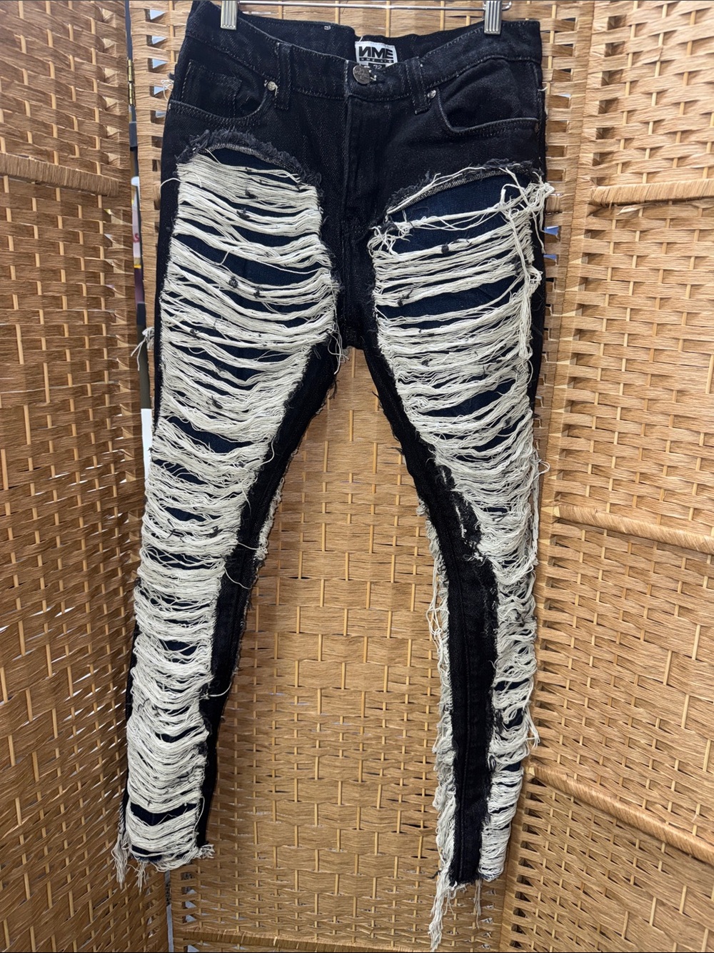 NME Busy Super Distressed Jeans